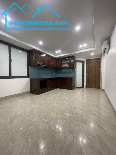 💥Nhà Đẹp Văn Cao, 20m Ra Ôtô, 800m Ra Hồ Tây, DT 41m2, 6 Tầng Thang Máy, Full Nội Thất - 4