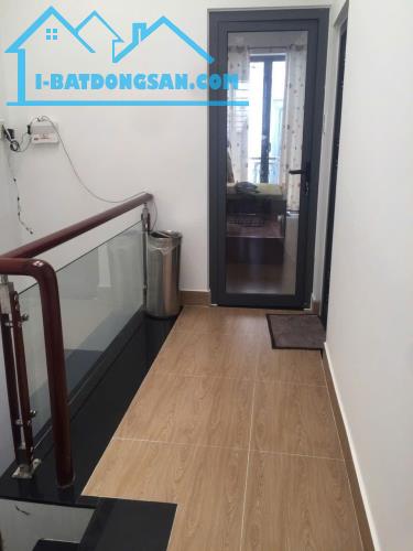NHÀ ĐẸP 1/ ĐƯỜNG SỐ 18 (M1 NỐI DÀI) SÁT KCN TÂN BÌNH -HẺM XE HƠI - 48M2(4*12) -CHỈ 4 TỶ XX - 1