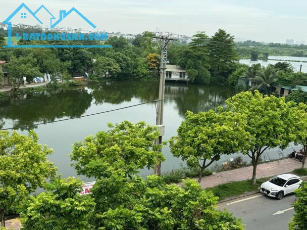 Tin hót bán nhà mặt phố Lâm Hạ dòng tiền 500 triệu/năm vỉa vè kinh doanh ô tô giá 43 tỷ. - 2