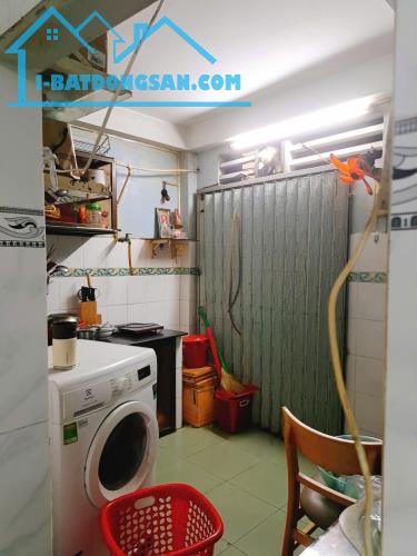 Chính chủ gởi bán gấp nhà 2 mặt hẻm 3m Hàn Hải Nguyên P2 Q11. - 4