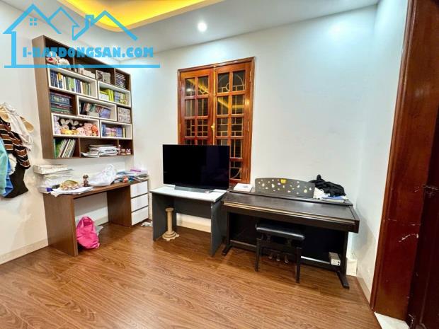 Bán nhà 5 tầng thang máy 65m2 quận Bắc Từ Liêm, Gần phố, Oto vào nhà, Ngõ thông, K.doanh - 4