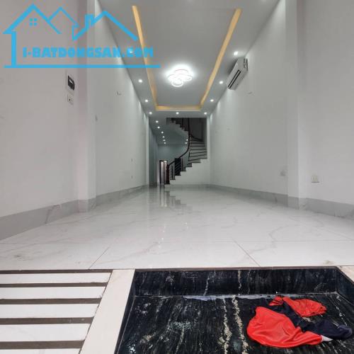 Nhà Ngọc Thuỵ Long Biên 52m 4 tầng giá 9.5 tỷ ngõ ô tô rộng, 10m ra ô tô tránh - 3