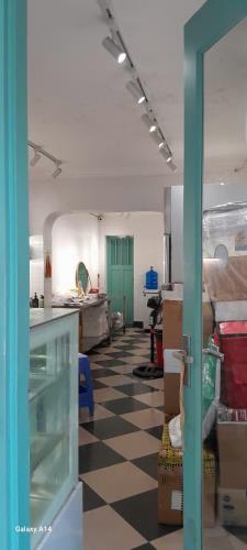 Bán căn hộ tập thể tầng 1 Phố Nam Đồng, 48m2, thông sàn, kinh doanh đỉnh, 3 tỷ, SĐCC