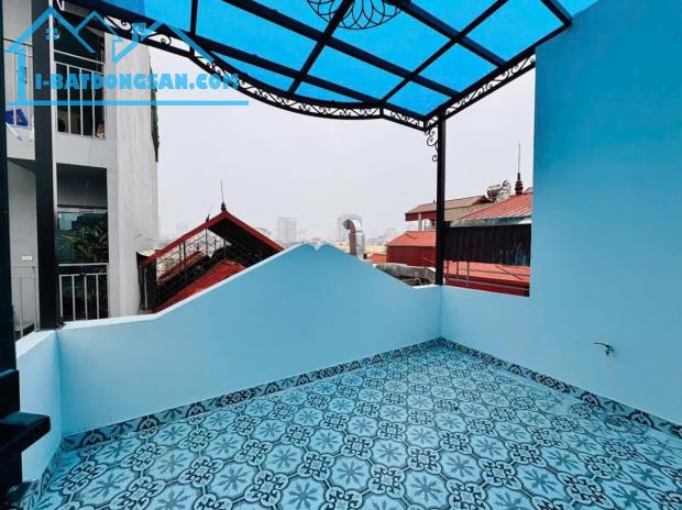 Bán nhà Trần Quốc Hoàn 40m2 PHÂN LÔ Ô TÔ - THÁNG MÁY XỊN - KINH DOANH. - 2
