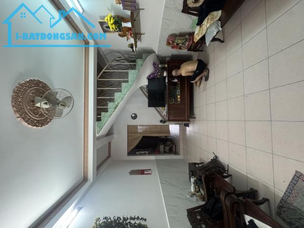 NGAY GÒ XOÀI GẦN ẤP CHIẾN LƯỢC & TÂN KỲ TÂN QUÝ - 73M2 (4*18.2) - HẺM XE TẢI -CHỈ HƠN 4 TỶ - 1