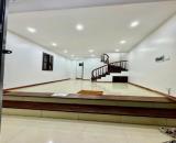 Nhà lô góc 3 mặt thoáng Ba Đình 35m2 x 5 tầng - Sổ nở hậu.