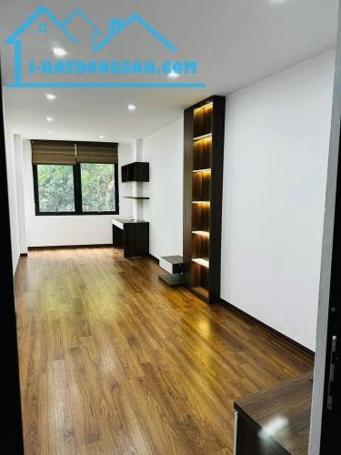 Bán nhà mặt phố Đặng Tiến Đông, Đống Đa, 2 thoáng, 7 tầng thang máy, 37m2 giá 16.5 tỷ - 1