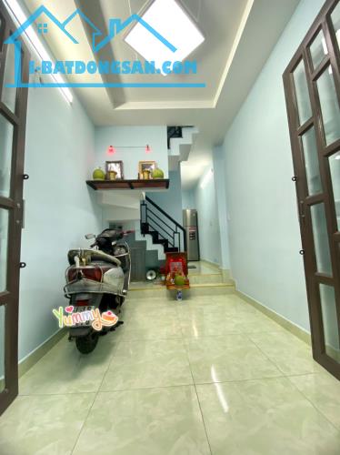 THÀNH MỸ - TÂN BÌNH - 3 TẦNG - 4 PN - NỞ HẬU - NHÀ MỚI - GIÁ 3.25 TỶ - CHỐT NGAY!
