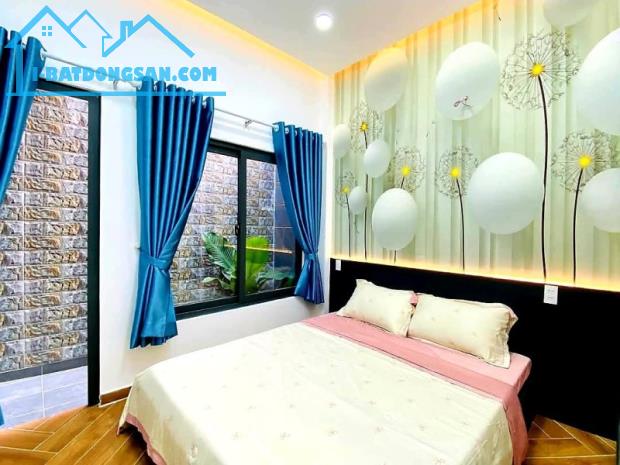 🔥   NHÀ NỘI THẤT ĐẦY ĐỦ - NGAY CHỢ VĂN THÁNH - HẺM XE HƠI KIA - SÁT MẶT TIỀN- 20m VUÔNG - 4