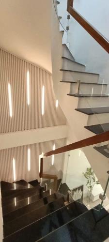 NHÀ ĐẸP  MỚI  57M2*4T LÊ TRỌNG TẤN, GARA, MẶT TIỀN RỘNG