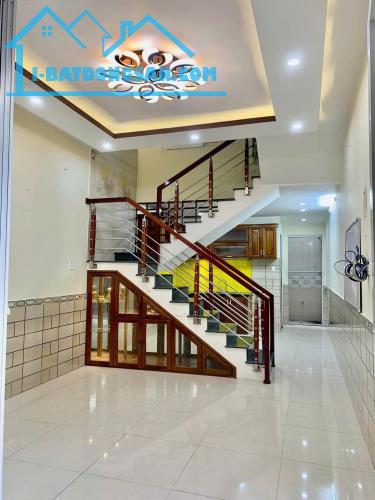 # Nhà Trưng Nữ Vương kiệt khá thẳng, 37m2, 2 tầng 2 mê đúc cứng, tâm huyết, 2.55 tỷ