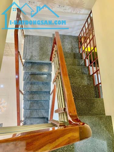 # Nhà Trưng Nữ Vương kiệt khá thẳng, 37m2, 2 tầng 2 mê đúc cứng, tâm huyết, 2.55 tỷ - 2