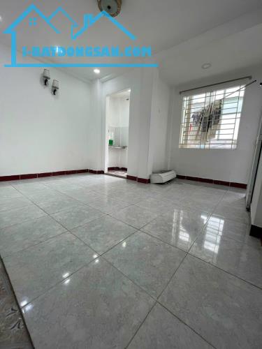 Bán Gấp Nhà HXH Hai Bà Trưng 72m2(6x12) 4 Tầng Chỉ 13.9 Phường 8 Quận 3 - 2