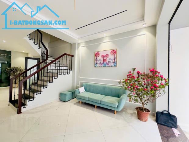 BÁN NHÀ THẠCH BÀN – CẠNH KHU NHÀ Ở QUÂN ĐỘI– TIỆN ÍCH NGẬP TRÀN - 66M2 GIÁ 6,7 TỶ - 4