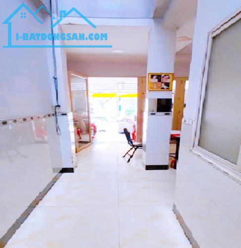 Bán nhà QUẬN 10, hẻm Cách Mạng Tháng Tám, 4 tầng, 7.2 x 11 m, Giá 15.4 tỷ