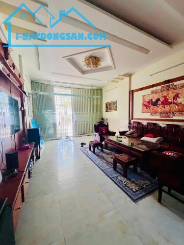 🪐 BÁN NHÀ MT KHU HOÀNG VĂN THÁI - QUY NHƠN - LH 0939 81 3696