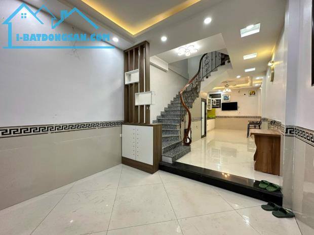 BÁN NHÀ BỒ ĐỀ, LONG BIÊN, NGÕ THÔNG, 5 NGỦ, GẦN TRƯỜNG QUỐC TẾ  NHỈNH 7.7 TỶ