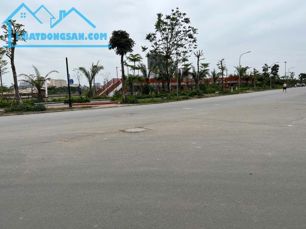 CÓ 102 ĐẤT VÀNG TÁI ĐỊNH CƯ NGỌC THỤY 80M, MT4.5M, 3 THOÁNG, VIEW CÔNG VIÊN, VƯỜN HOA. - 4