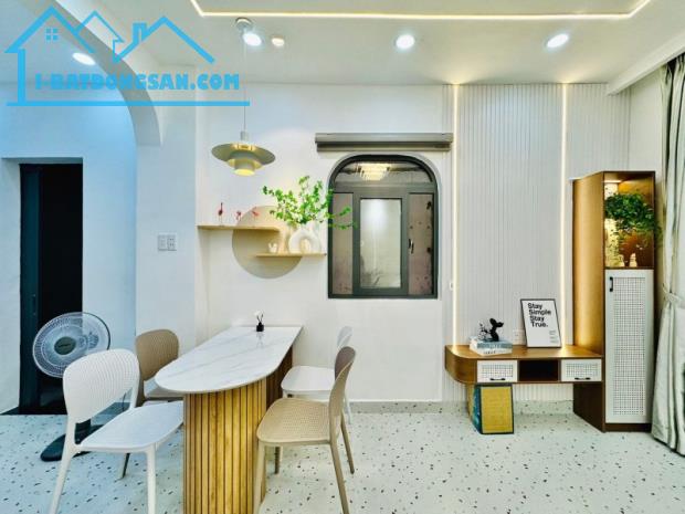 GIẢM 6 TỶ XỬ LÝ BANK, NGỘP 11 TỶ BÁN BIỆT THỰ GÓC 2 MẶT TIỀN NGUYỄN GIA TRÍ ( D2) quan - 4