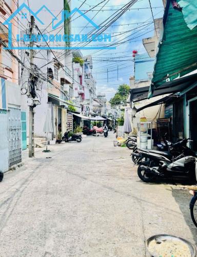 🏠 Âu Dương Lân P3 - Q8, nở hậu 5m - 66 m2- 2 lầu ( 4.5 * 15 ) giá 6.69 tỉ. TL - 5