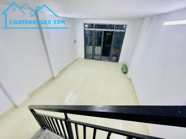 🏠 Âu Dương Lân P3 - Q8, nở hậu 5m - 66 m2- 2 lầu ( 4.5 * 15 ) giá 6.69 tỉ. TL - 2