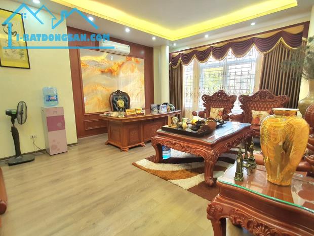 [Ô tô]Bán nhà đẹp PL Phố Kim Mã,60m2x4T,MT6m,Giá 17.5 tỷ, Kinh doanh