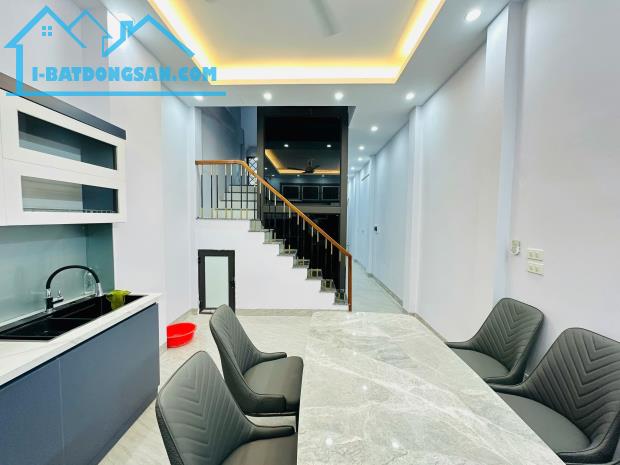 Cần bán gấp nhà phố Kim Đồng,phân lô ô tô đỗ cửa,kinh doanh đỉnh,an sinh đảm bảo - 3