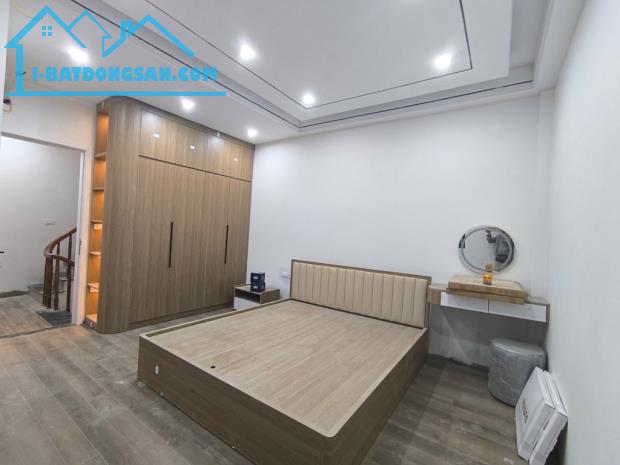 ❤️❤️ SIÊU RẺ - NGỌC THUỴ - 48m - GẦN CÔNG VIÊN- HÀNG XÓM TRƯỜNG VIỆT PHÁP- GẦN Ô TÔ TRÁNH- - 2