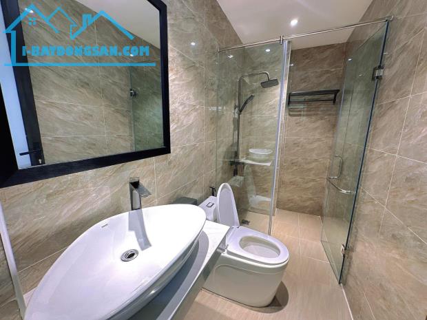 BÁN NHÀ TRUNG TÂM CẦU GIẤY - VỊ TRÍ ĐẸP - NHÀ MỚI - 30M2 - GIÁ 8.X TỶ