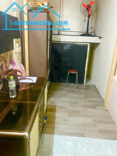 SIÊU HIẾM-CHỈ 1,5 TỶ CÓ NHÀ SỔ ĐỎ ĐỐNG ĐA 2PN, RA OTO CHỈ 5M, NGÕ 3 GÁC 11m2x3TẦNG - 2