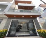 Nhỉnh 3tỷ TL_Bán nhà 1trệt 2lầu ngay đường Cách Mạng Tháng 8, Chợ B Hòa, trường Quang Vinh