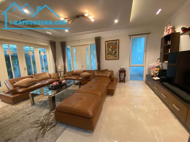 Cho thuê biệt thự Nguyễn Thị Định, Trung Hòa Nhân Chính, 330m2 4 tầng - 1