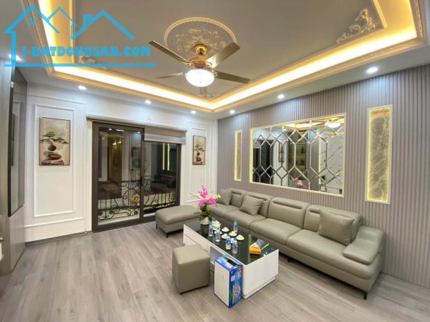 Cần bán nhà Thanh Trì . Cần bán nhanh 5 tầng 86m2.THANG MÁY Ô NGỦ TRONG NHÀ - 3