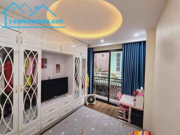BÁN NHÀ TRUNG TÂM ĐỐNG ĐA NGÕ THÔNG THOÁNG NHÀ ĐẸP KINH DOANH ONLINE, SPA, NAIL 4,9 Tỷ - 2