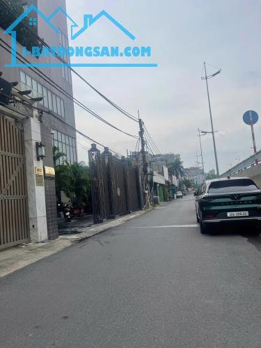 Bán mảnh đất mặt phố quận Tây Hồ, cực hiếm, đối diện chợ hoa Quảng Bá, kinh doanh đẹp, vie - 1