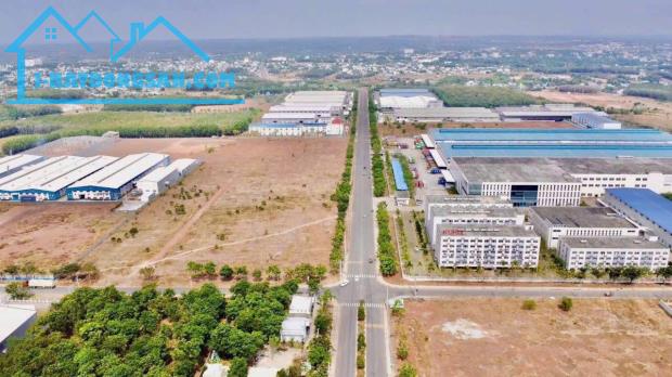 1000m2 ngang 32m gần KCN visip Tân Hòa Đồng Phú Bình Phước chỉ cần 200 triệu