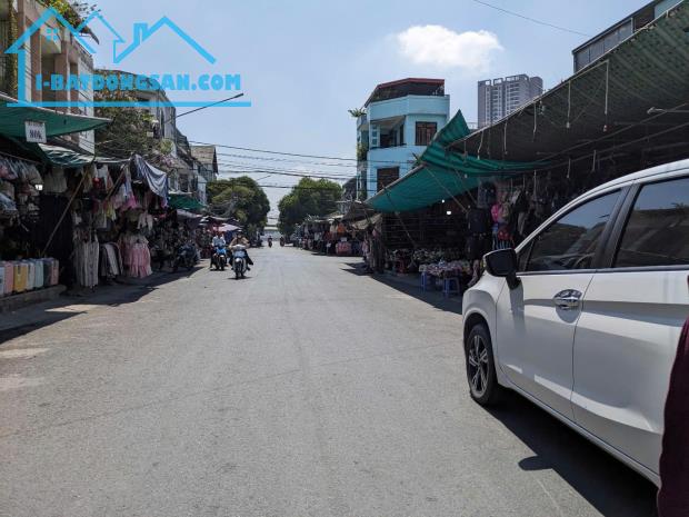 Bán nhà 368m², 2 tầng, 20PN, 21WC, Dĩ An - Bình Dương, 14.5 tỷ