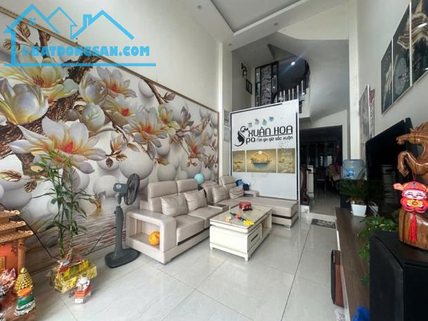 Bán nhà Tứ Hiệp 40m 5t ô tô đỗ trước nhà vị trí đẹp KD về ở luôn giá 8.6 tỷ - 2