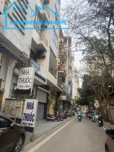Bán nhà Lê Văn Lương, ngõ Camry tránh nhau, gần phố, 48m2, giá 16.4 tỷ