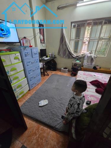 Bán Nhà Nguyễn Viết Xuân 20M x 4T Giá 4,3 Tỷ. Phân lô, ô tô, ngõ thông