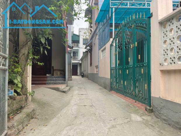 Bán nhà 4,5 tầng mới, ngõ 68 Nguyễn Văn Linh, cách 10m ra đường ô tô tránh, gần chợ - 1