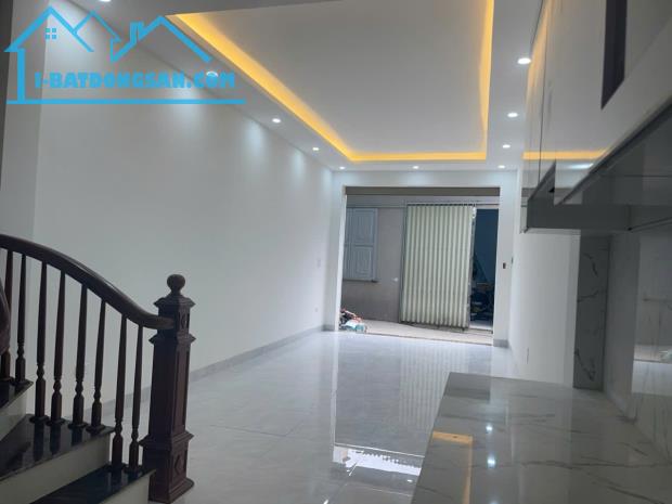 Bán nhà 4,5 tầng mới, ngõ 68 Nguyễn Văn Linh, cách 10m ra đường ô tô tránh, gần chợ - 3