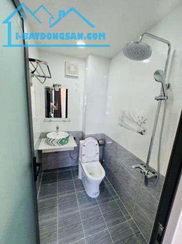 NHÀ MỚI ĐẸP - 4 TẦNG ĐẸP - HẺM THOÁNG  - 3PN 4WC - SỔ VUÔNG NHƯ TỜ A4 - GIÁ CHỈ 3.95 TỶ - 3