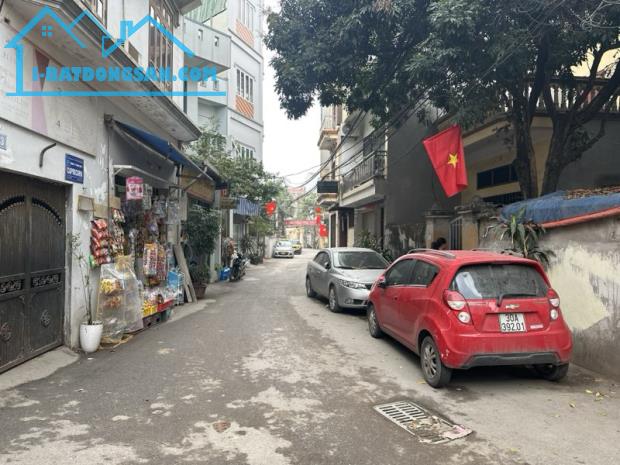 ĐẠI MỖ-DÂN XÂY-OTO TRÁNH-Ở NGAY-AN NINH TỐT-CÔNG NĂNG HIỆN ĐẠI-GIÁ RẺ