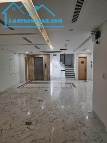 Cho thuê nhà mặt phố Mai Hắc Đế, 100m2 x 4 tầng, mặt tiền 6m, giá 80 triệu/tháng - 1