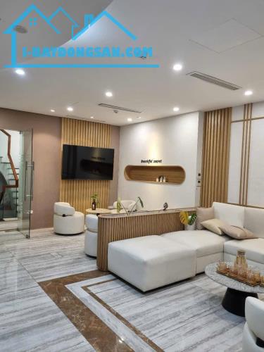 Cho thuê nhà mặt phố Mai Hắc Đế, 100m2 x 4 tầng, mặt tiền 6m, giá 80 triệu/tháng