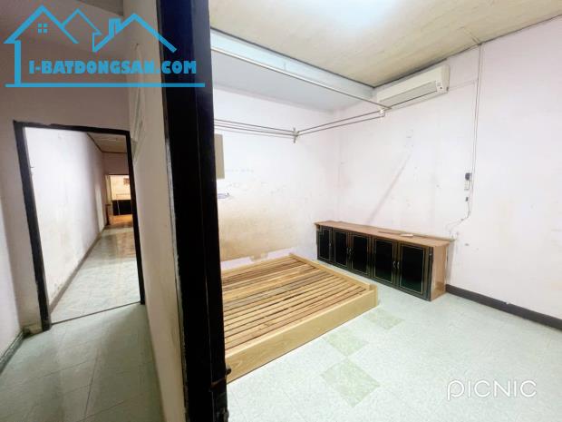 Nhà mặt tiền Hoàng Hoa Thám - giá 4.750 tỷ - 2