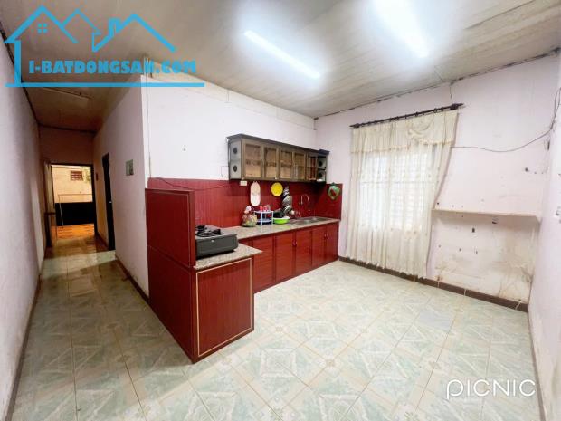 Nhà mặt tiền Hoàng Hoa Thám - giá 4.750 tỷ - 1