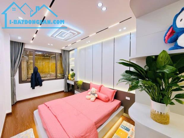 Lạc Long Quân - Tây Hồ / 4 tầng 30m2- dân xây chắc chắn -6x tỷ - 2