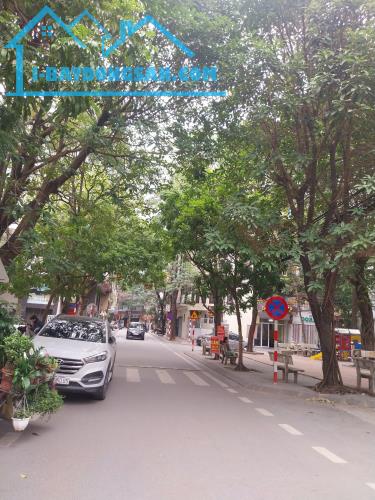 {HOT HOT} BÁN NHÀ KHUẤT DUY TIẾN,DÂN XÂY,PHÂN LÔ,Ô TÔ ĐỖ CỬA, DT 40M2 MT 4.2 NHỈNH 15 TỶ.